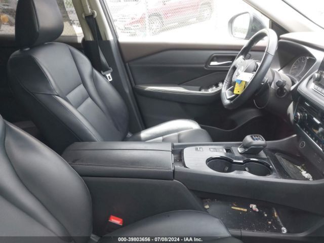 Photo 4 VIN: 5N1BT3BA7NC683310 - NISSAN ROGUE 