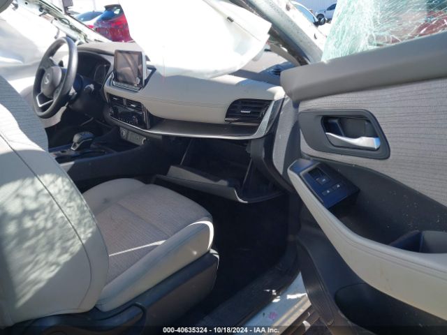 Photo 4 VIN: 5N1BT3BA7NC729332 - NISSAN ROGUE 