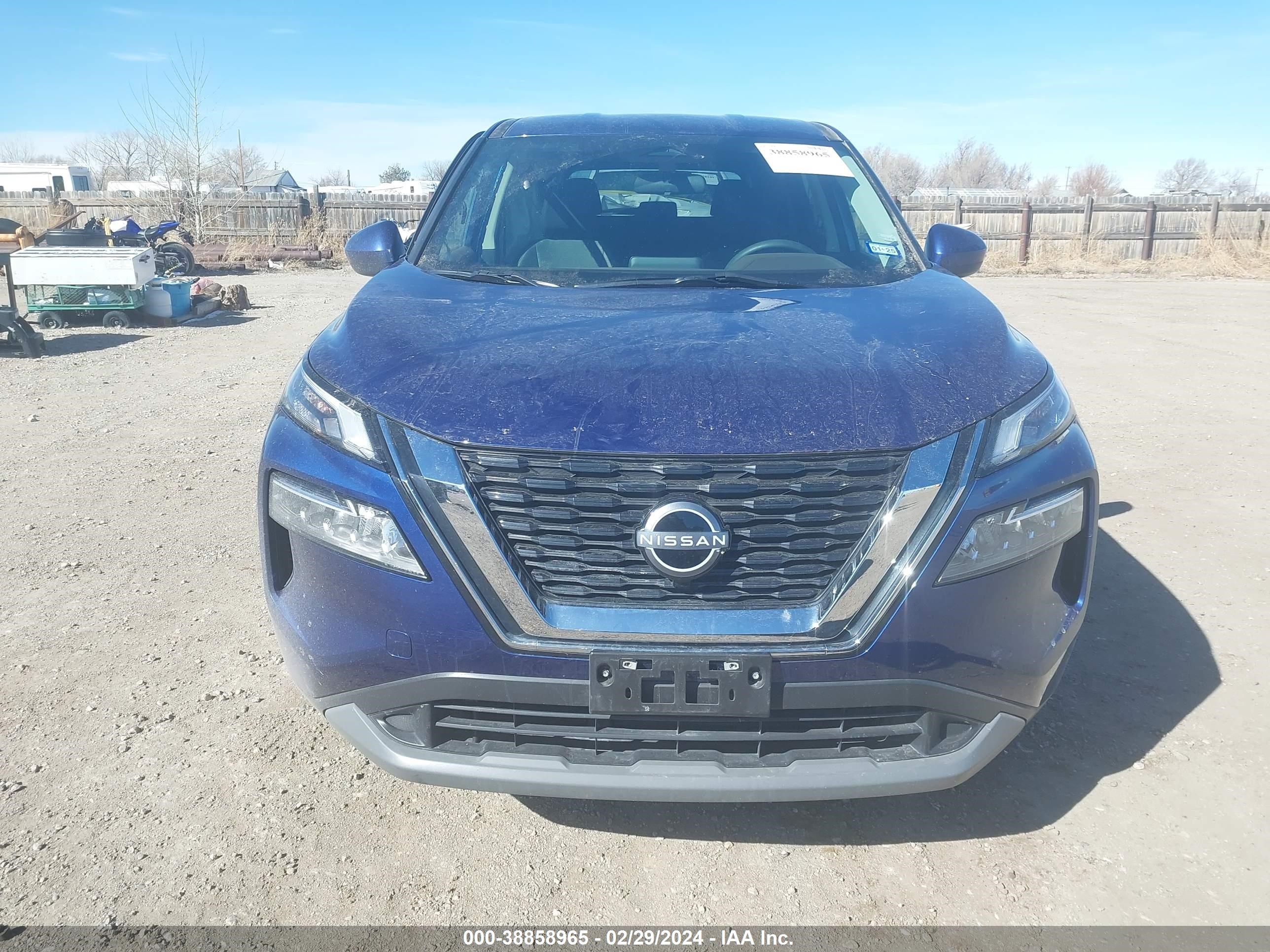 Photo 11 VIN: 5N1BT3BA8PC785556 - NISSAN ROGUE 