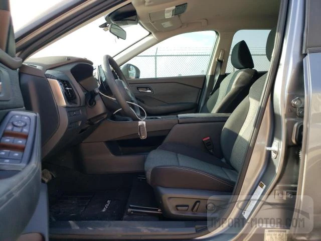 Photo 6 VIN: 5N1BT3BA9PC677995 - NISSAN ROGUE 