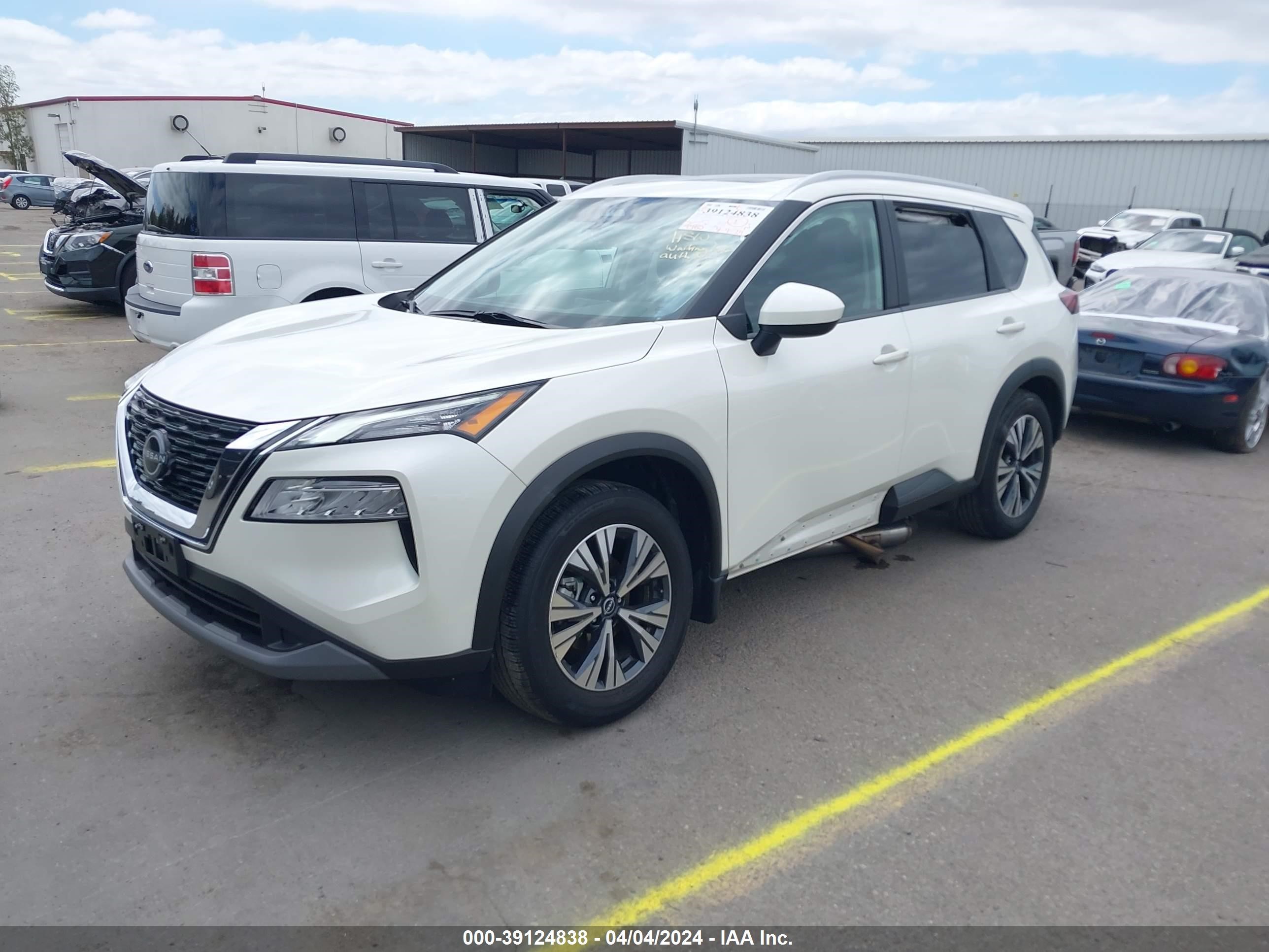 Photo 1 VIN: 5N1BT3BA9PC788773 - NISSAN ROGUE 