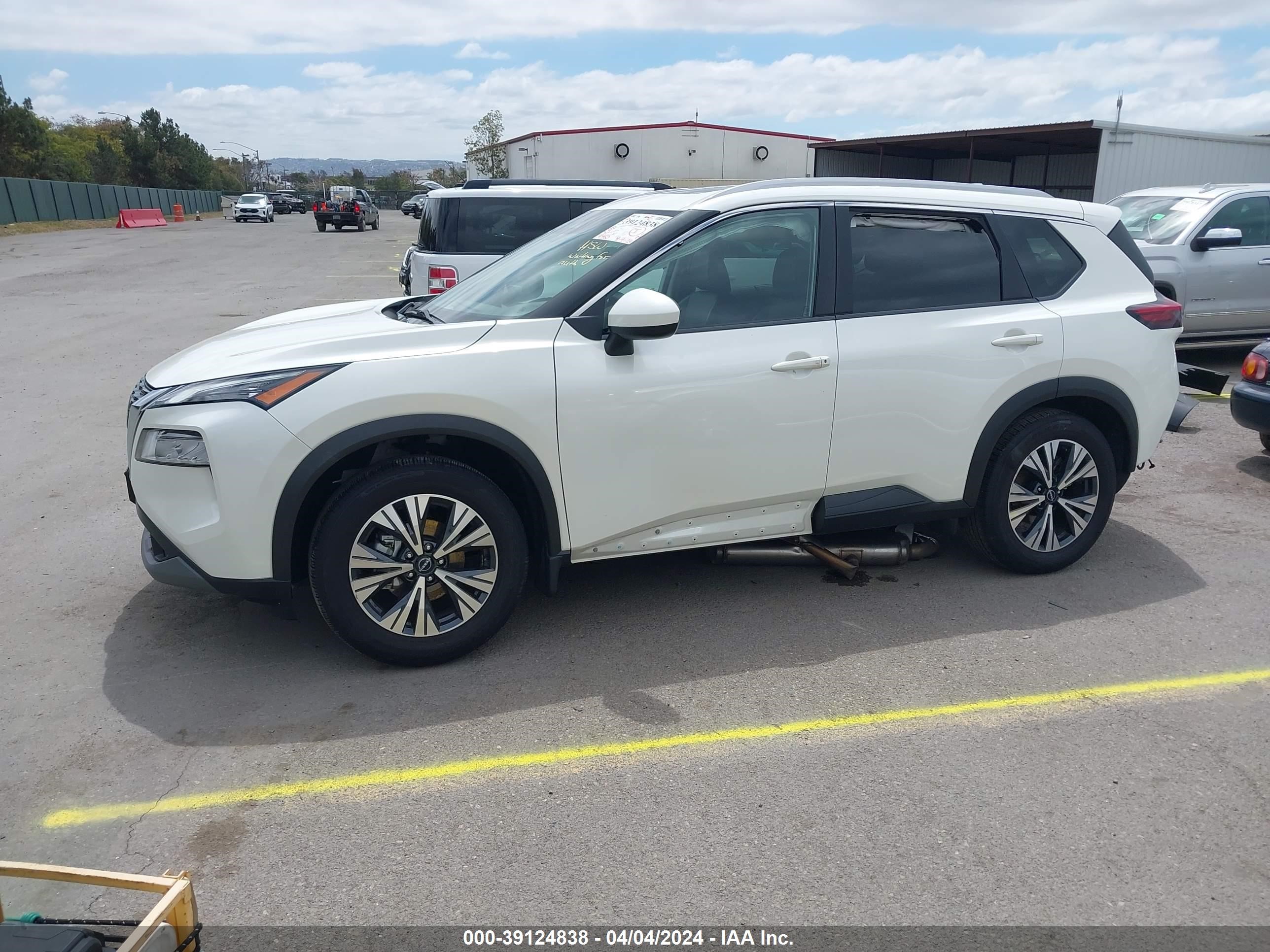 Photo 14 VIN: 5N1BT3BA9PC788773 - NISSAN ROGUE 