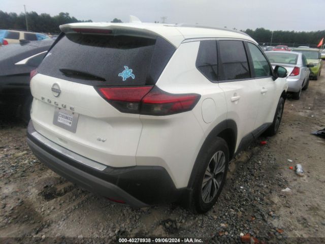 Photo 3 VIN: 5N1BT3BA9PC913187 - NISSAN ROGUE 