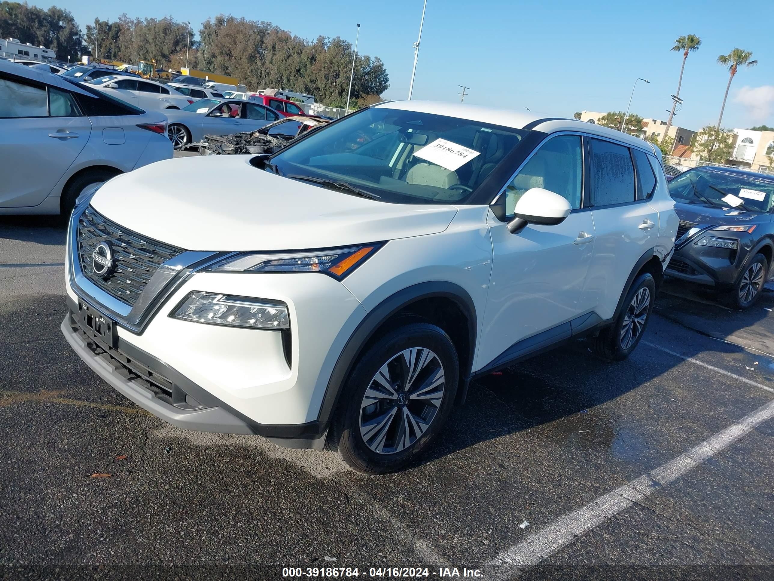 Photo 1 VIN: 5N1BT3BAXPC778253 - NISSAN ROGUE 