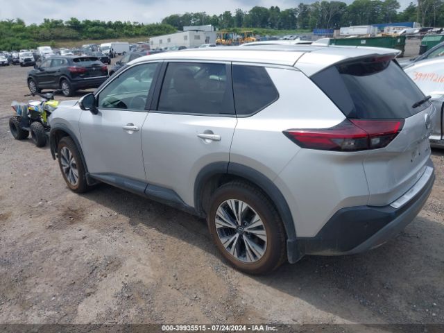 Photo 2 VIN: 5N1BT3BB1NC674742 - NISSAN ROGUE 