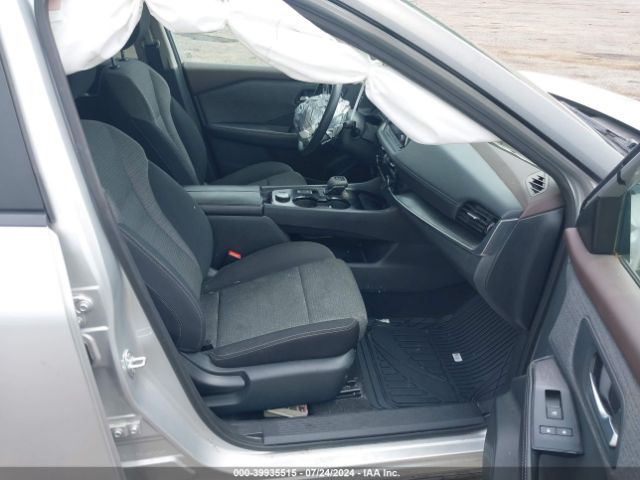 Photo 4 VIN: 5N1BT3BB1NC674742 - NISSAN ROGUE 