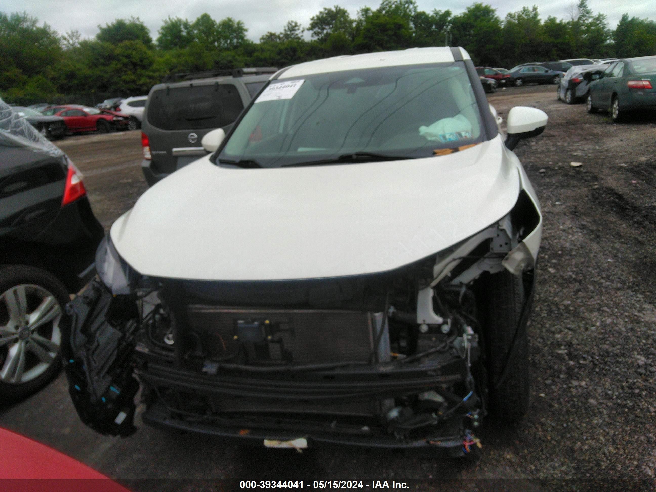 Photo 12 VIN: 5N1BT3BB2PC748771 - NISSAN ROGUE 