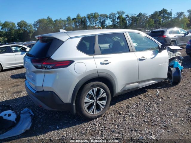 Photo 3 VIN: 5N1BT3BB2PC860423 - NISSAN ROGUE 