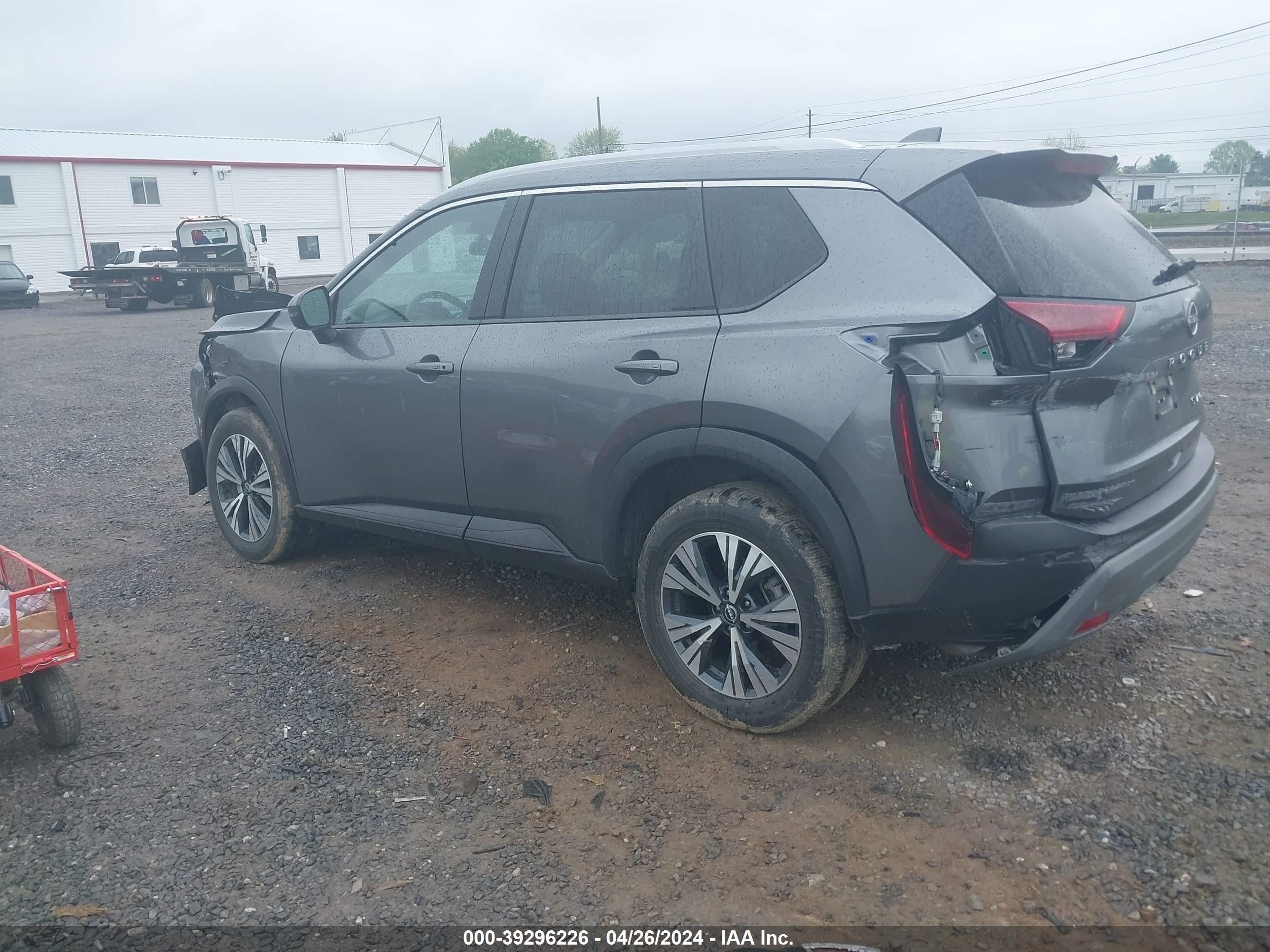 Photo 2 VIN: 5N1BT3BB3NC670031 - NISSAN ROGUE 