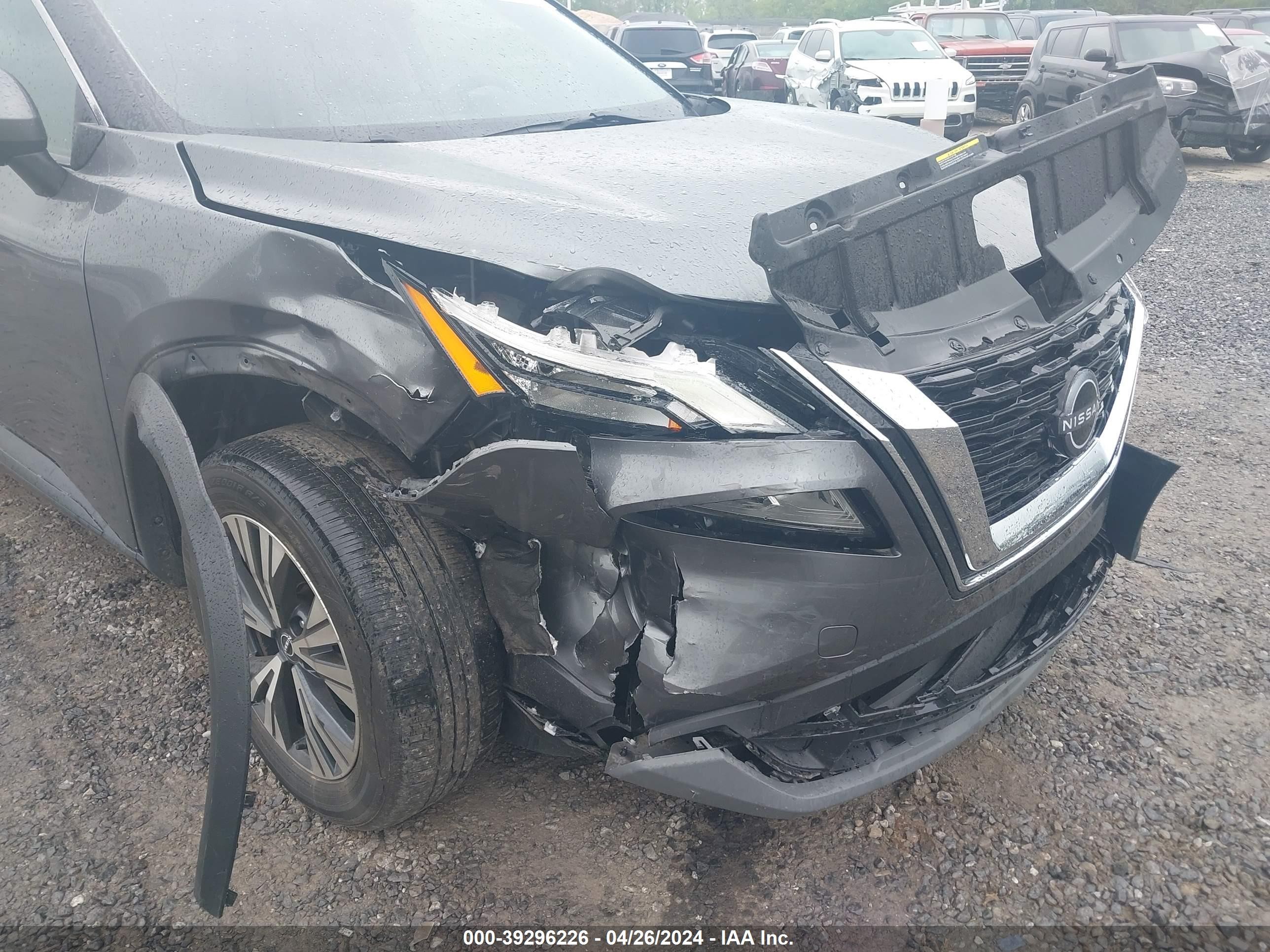 Photo 5 VIN: 5N1BT3BB3NC670031 - NISSAN ROGUE 