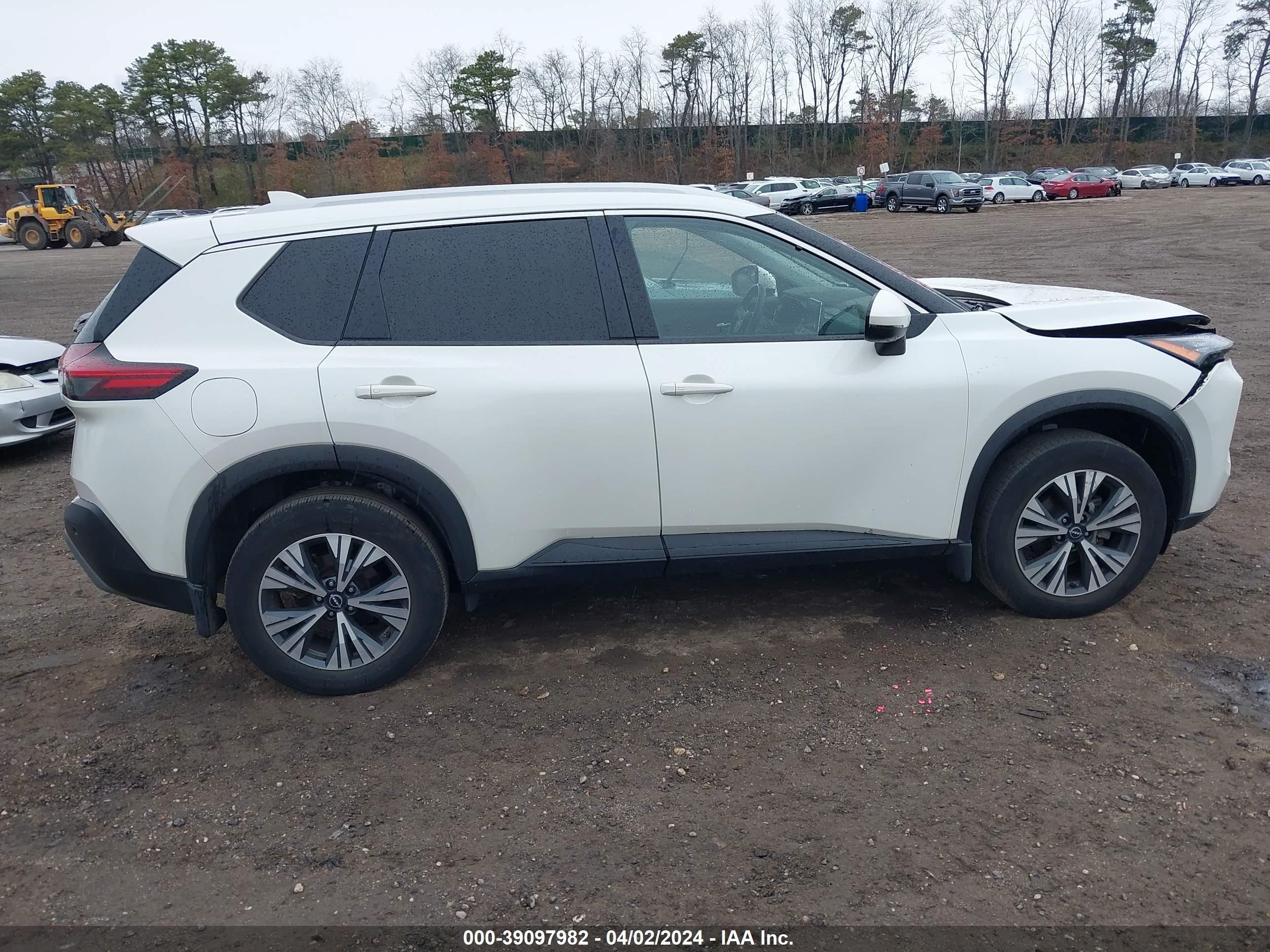 Photo 12 VIN: 5N1BT3BB3NC705621 - NISSAN ROGUE 