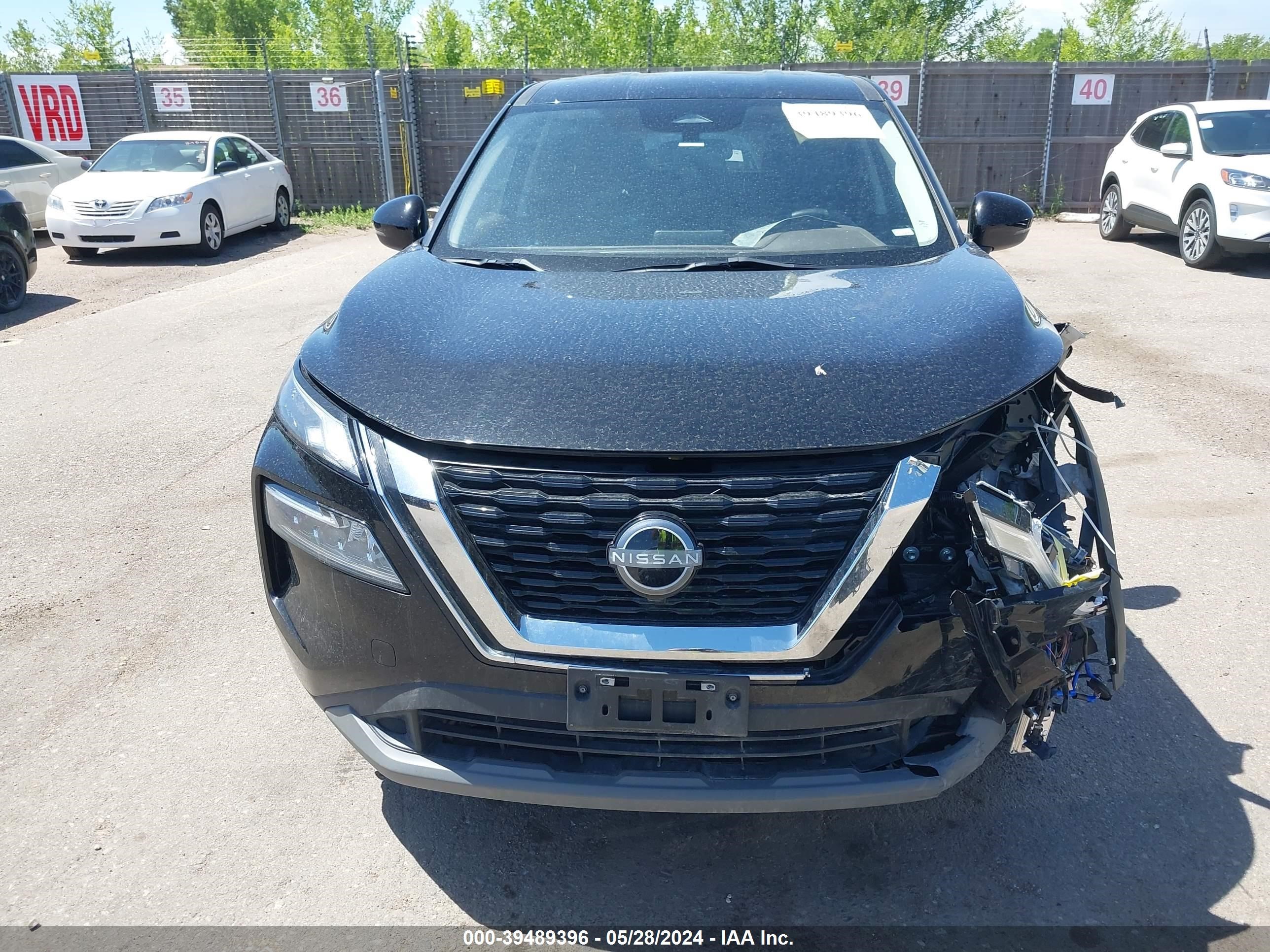 Photo 11 VIN: 5N1BT3BB4NC700377 - NISSAN ROGUE 