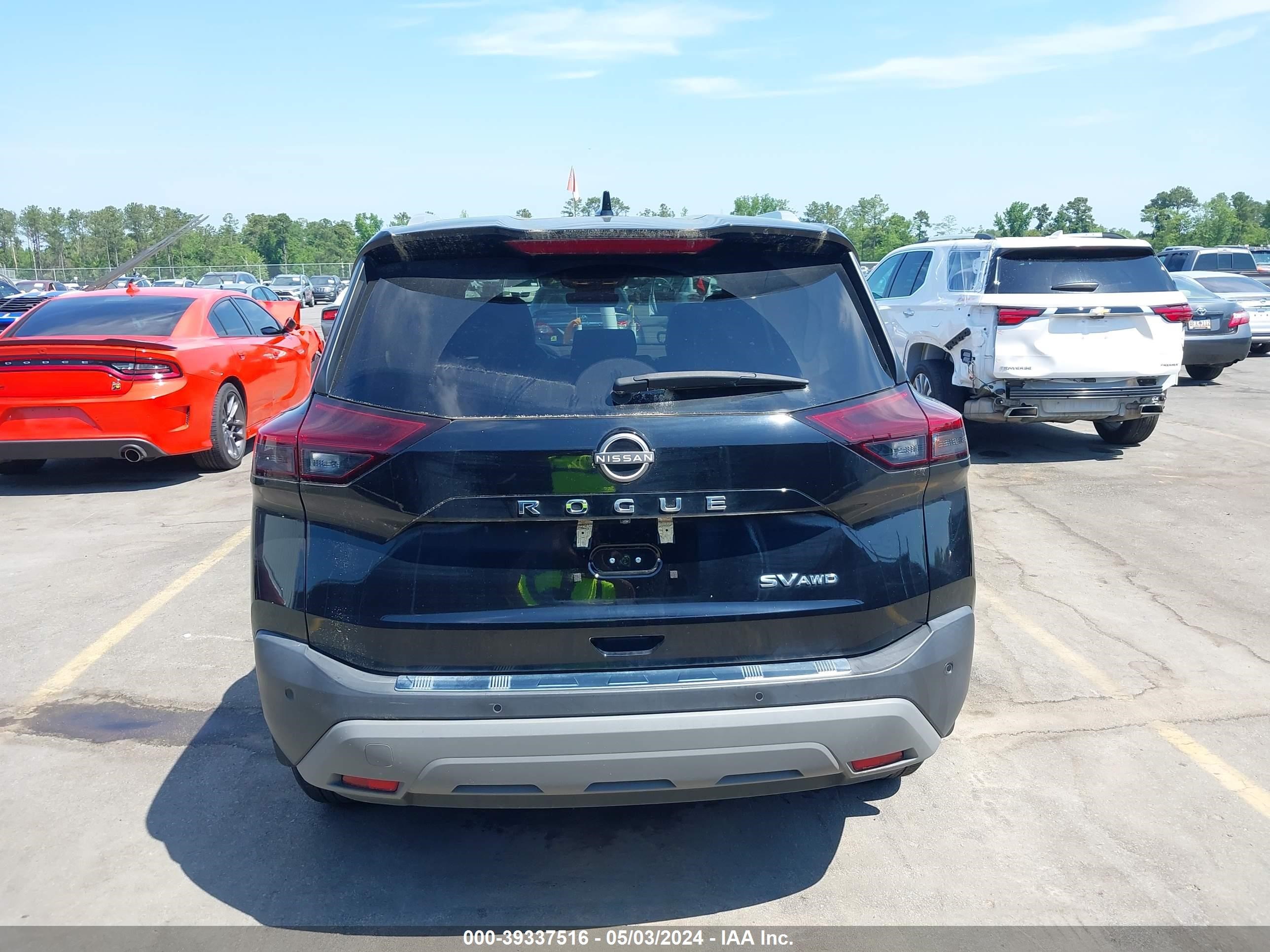 Photo 15 VIN: 5N1BT3BB4PC675421 - NISSAN ROGUE 