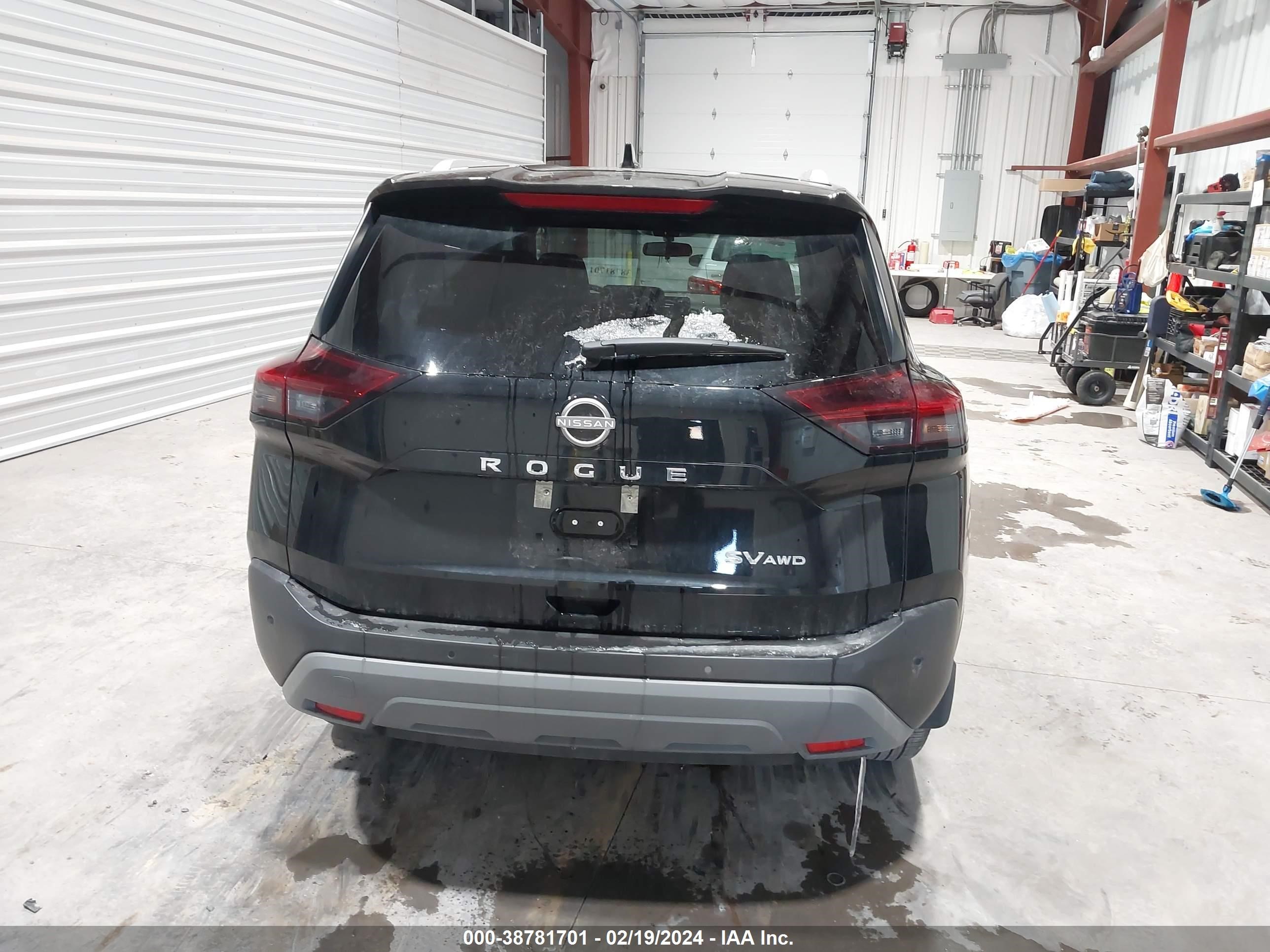 Photo 15 VIN: 5N1BT3BB4PC883797 - NISSAN ROGUE 