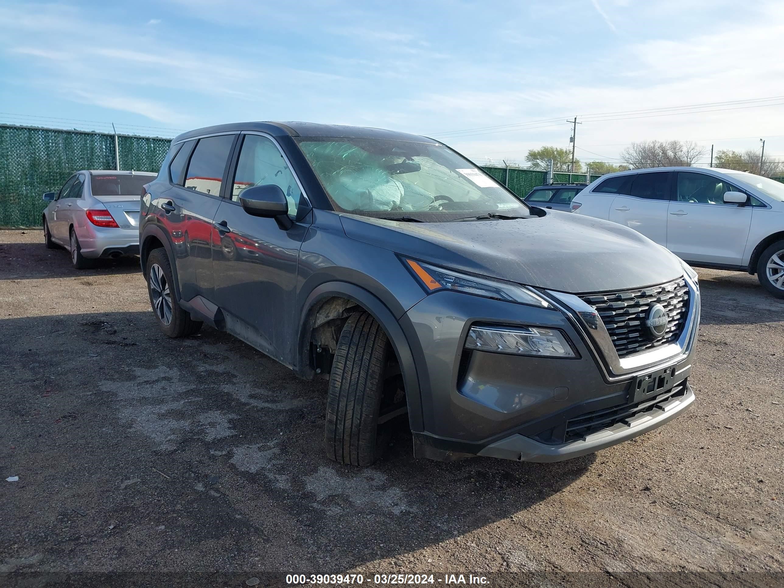 Photo 0 VIN: 5N1BT3BB5PC781456 - NISSAN ROGUE 