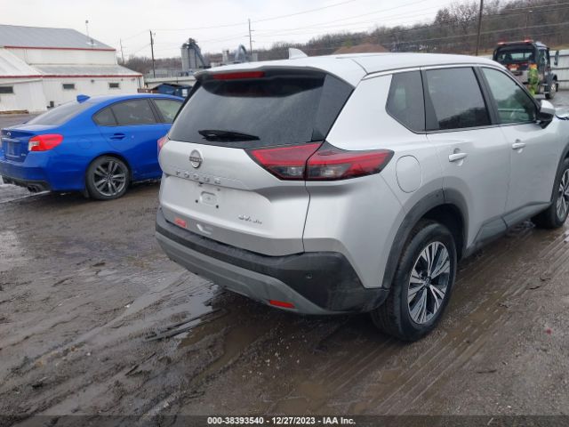 Photo 3 VIN: 5N1BT3BB5PC786799 - NISSAN ROGUE 