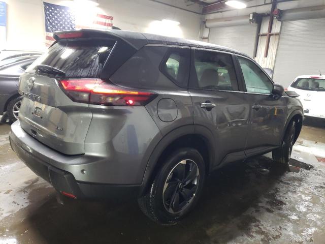 Photo 2 VIN: 5N1BT3BB5SC763497 - NISSAN ROGUE SV 