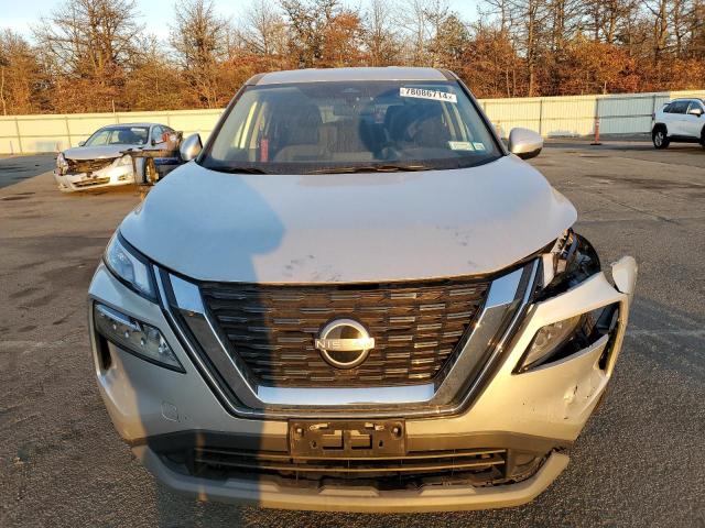 Photo 4 VIN: 5N1BT3BB6NC674395 - NISSAN ROGUE SV 