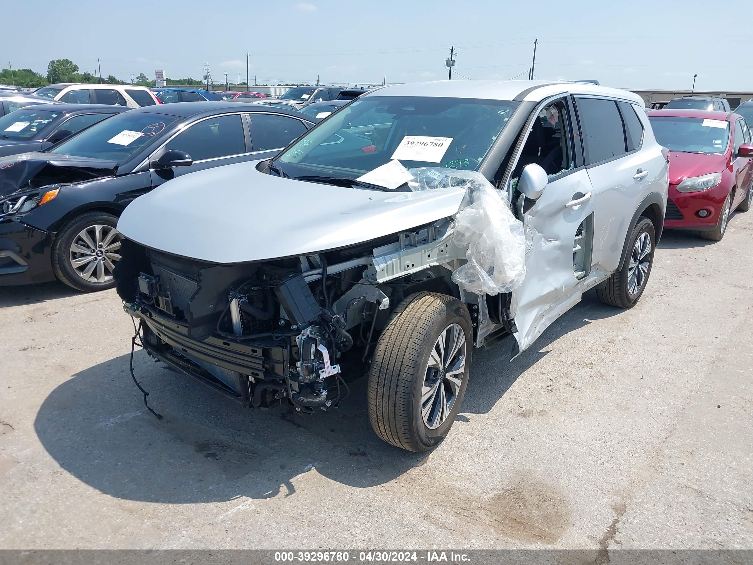 Photo 1 VIN: 5N1BT3BB6PC792059 - NISSAN ROGUE 