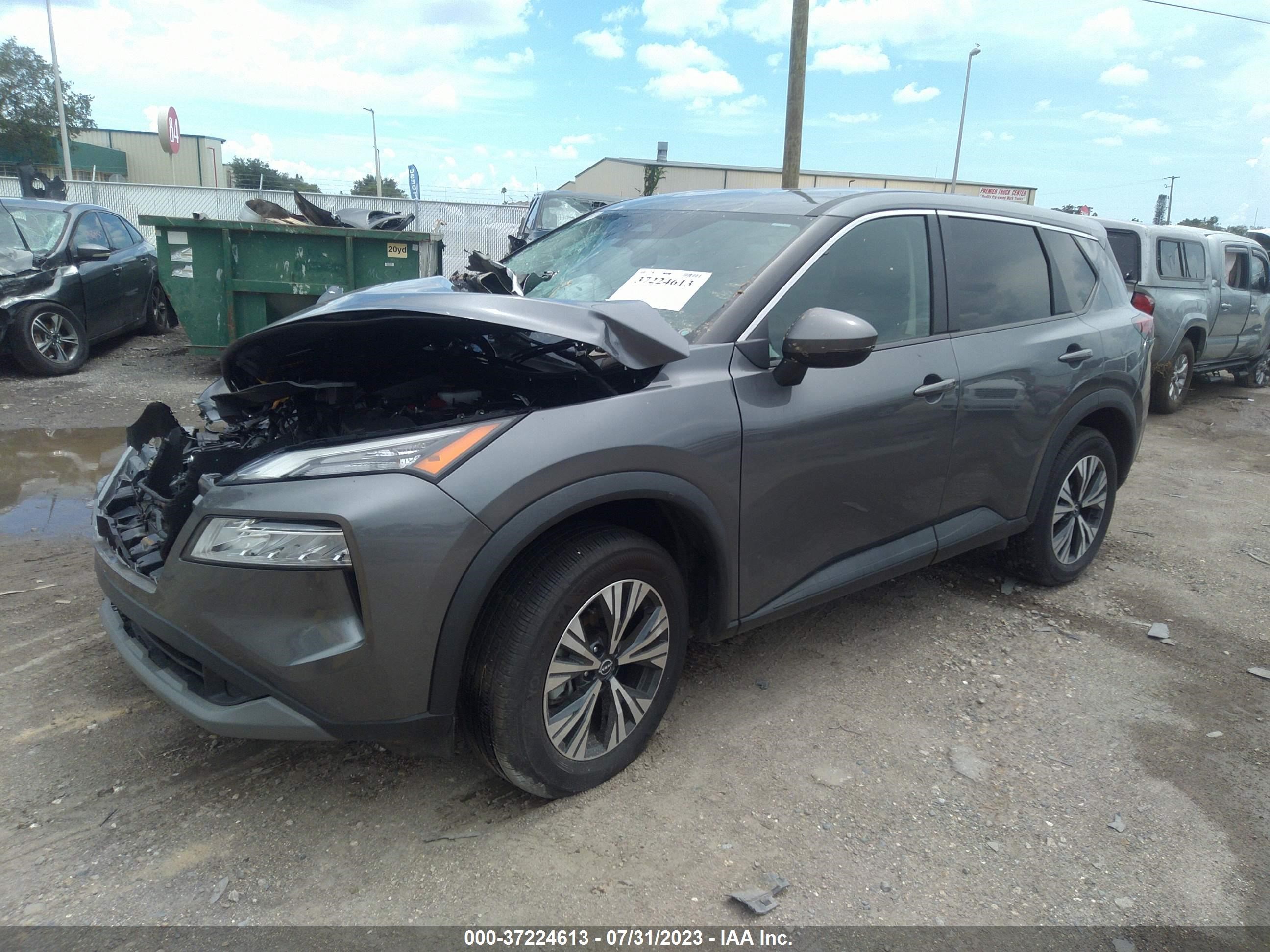 Photo 1 VIN: 5N1BT3BB7NC677595 - NISSAN ROGUE 