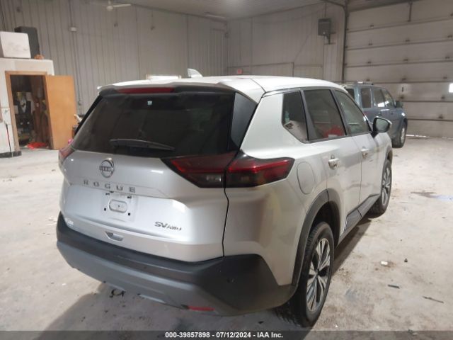 Photo 3 VIN: 5N1BT3BB7NC693134 - NISSAN ROGUE 