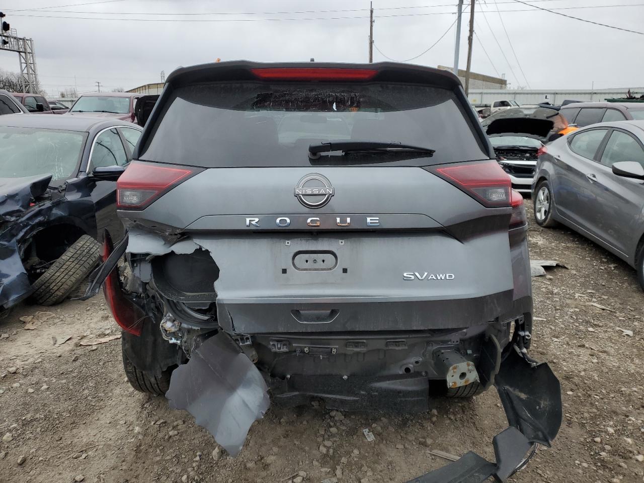 Photo 5 VIN: 5N1BT3BB7PC689961 - NISSAN ROGUE 