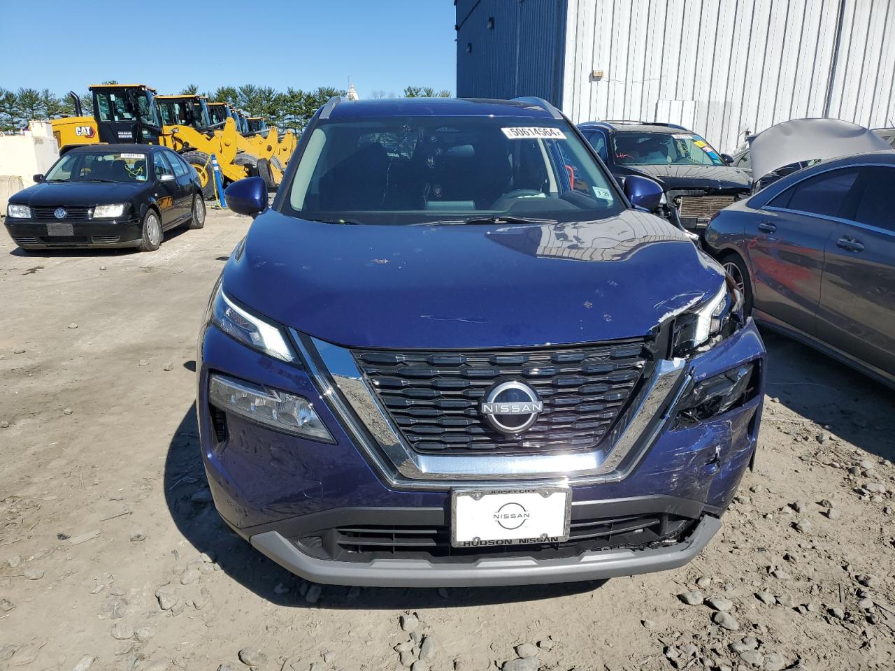 Photo 4 VIN: 5N1BT3BB7PC946259 - NISSAN ROGUE 