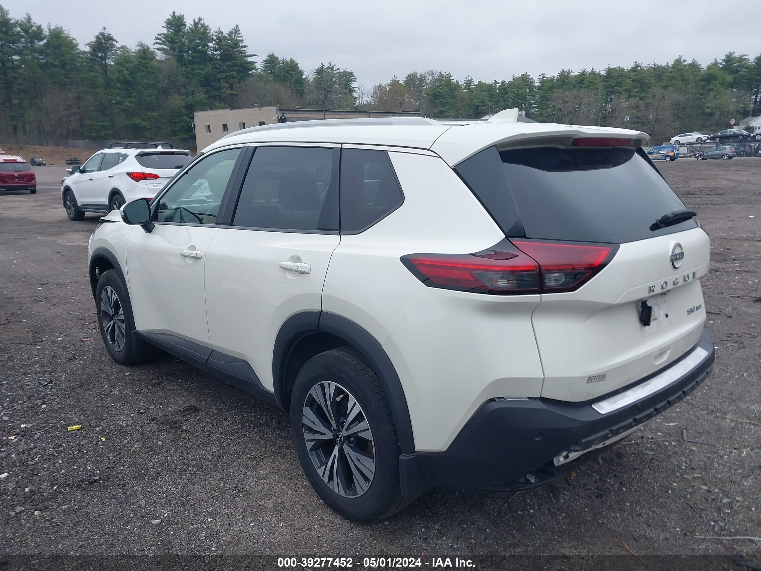 Photo 2 VIN: 5N1BT3BB8PC759175 - NISSAN ROGUE 