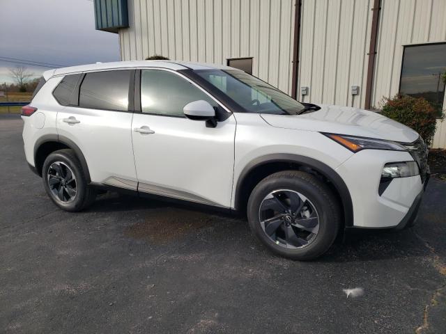 Photo 3 VIN: 5N1BT3BB8SC784375 - NISSAN ROGUE SV 