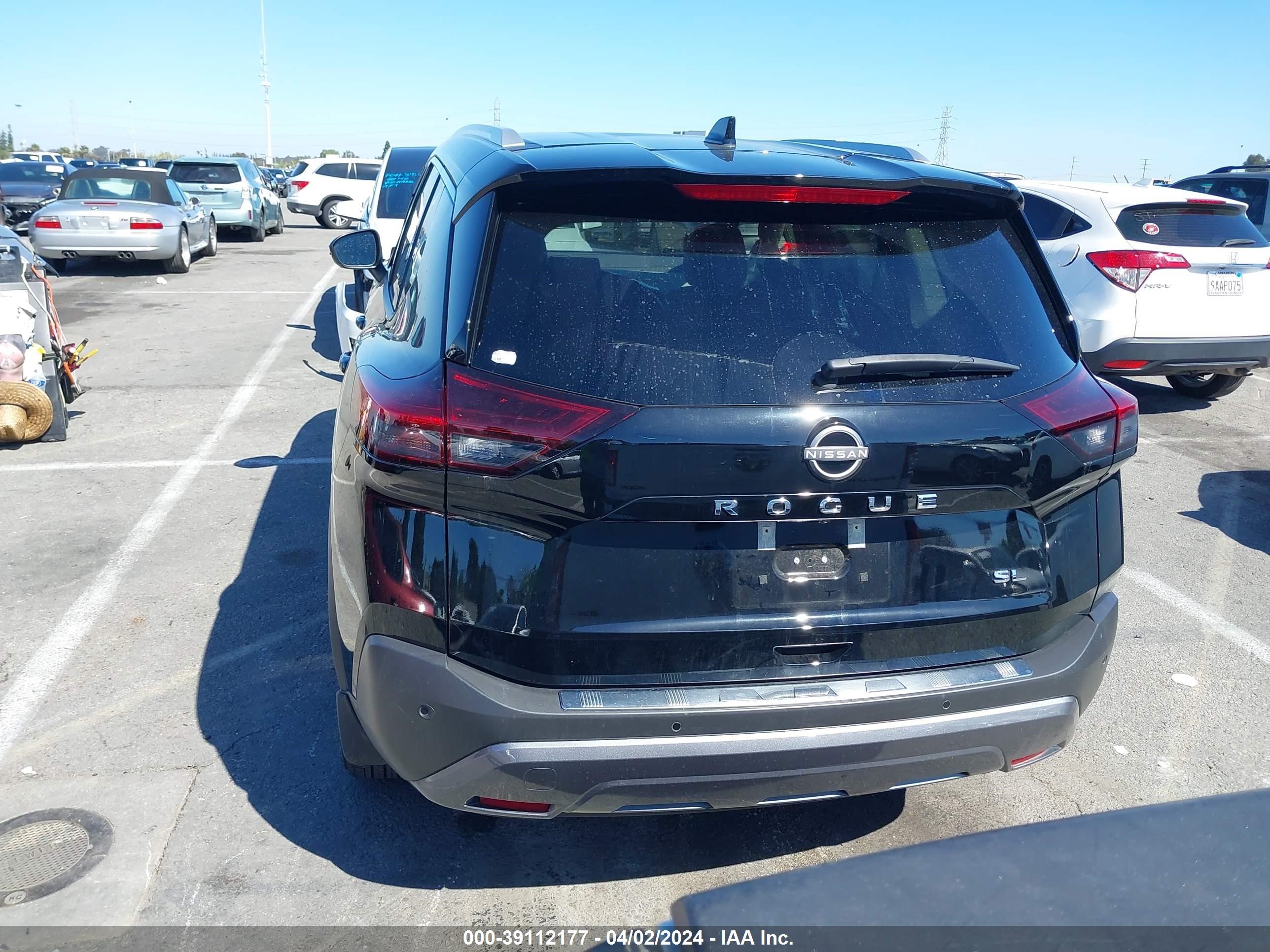 Photo 16 VIN: 5N1BT3CA2PC842316 - NISSAN ROGUE 