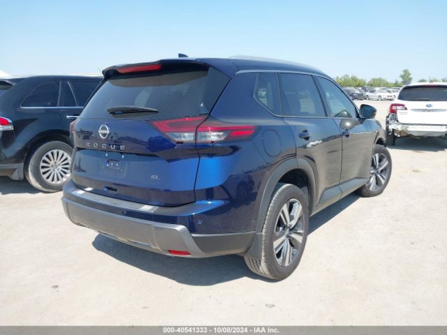 Photo 3 VIN: 5N1BT3CA6RC709917 - NISSAN ROGUE 