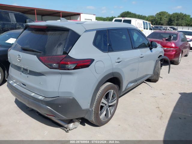 Photo 3 VIN: 5N1BT3CA9PC914919 - NISSAN ROGUE 