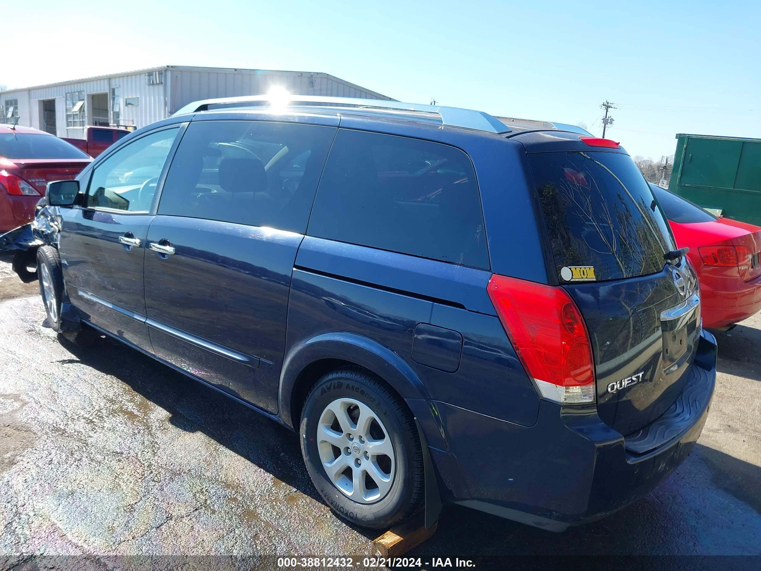 Photo 2 VIN: 5N1BV28U08N116547 - NISSAN QUEST 