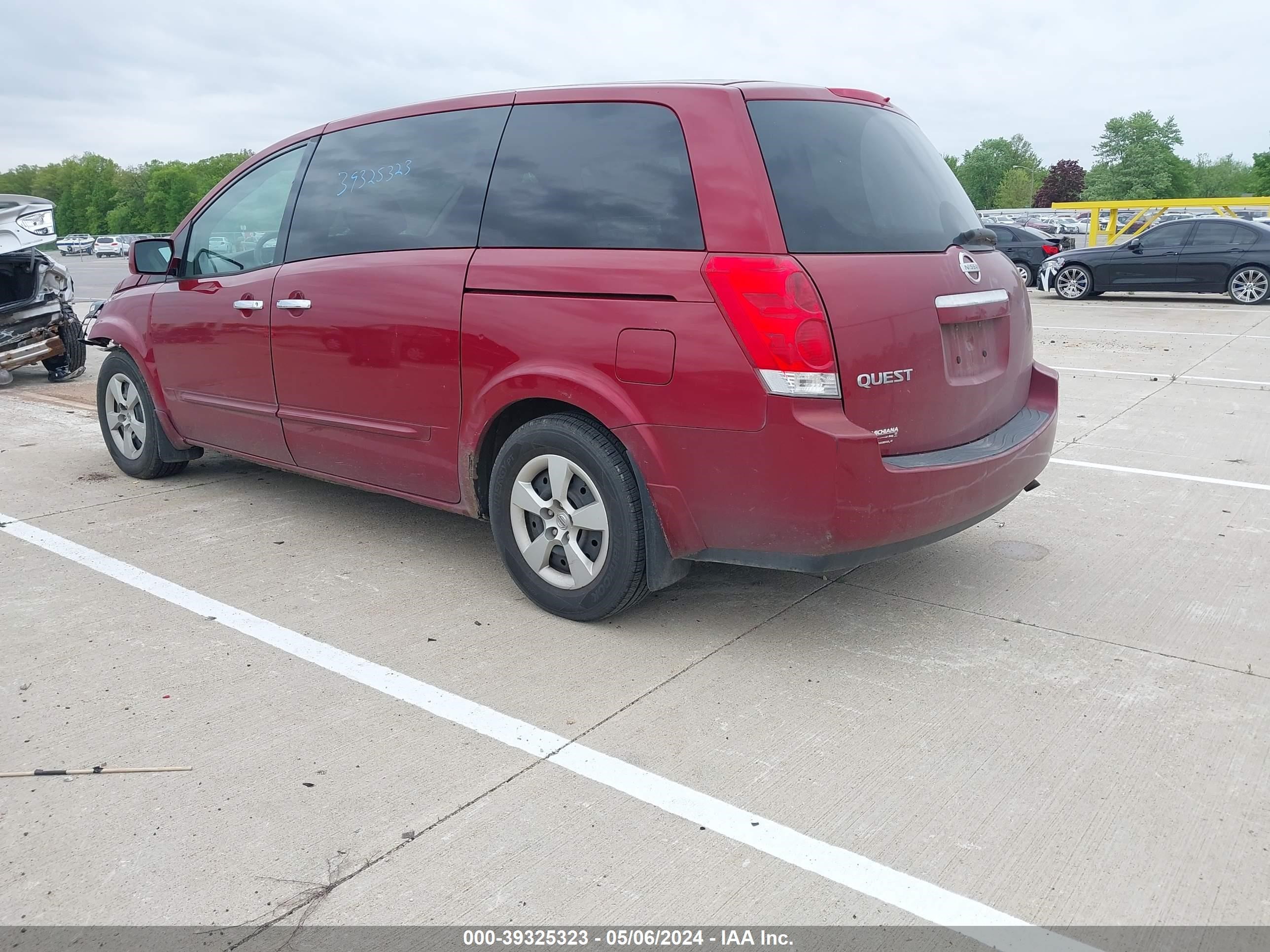 Photo 2 VIN: 5N1BV28U17N127085 - NISSAN QUEST 