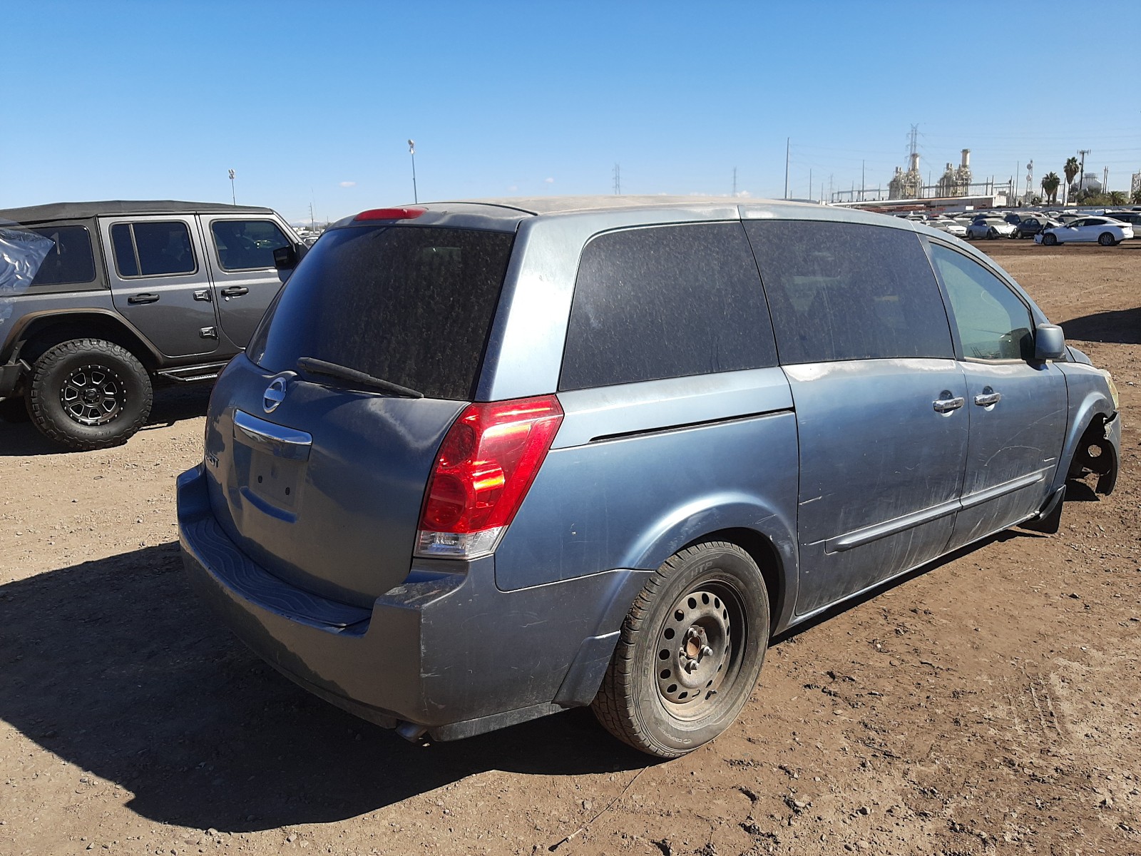 Photo 3 VIN: 5N1BV28U18N101202 - NISSAN QUEST S 