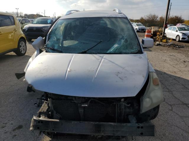 Photo 4 VIN: 5N1BV28U28N110944 - NISSAN QUEST 