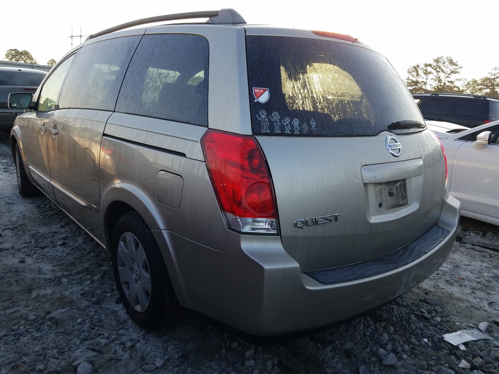 Photo 2 VIN: 5N1BV28U66N100477 - NISSAN QUEST S 