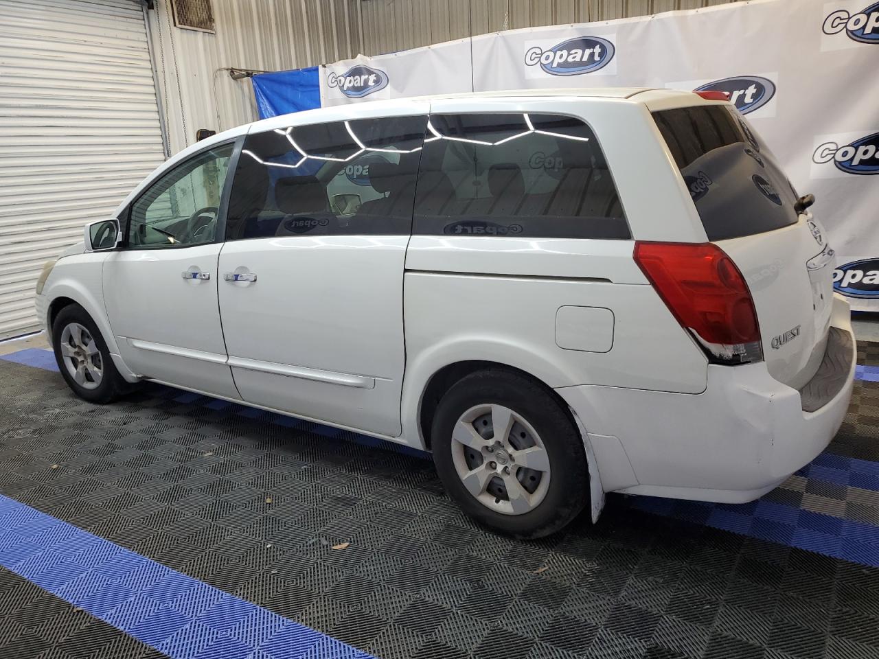 Photo 1 VIN: 5N1BV28UX7N135427 - NISSAN QUEST 