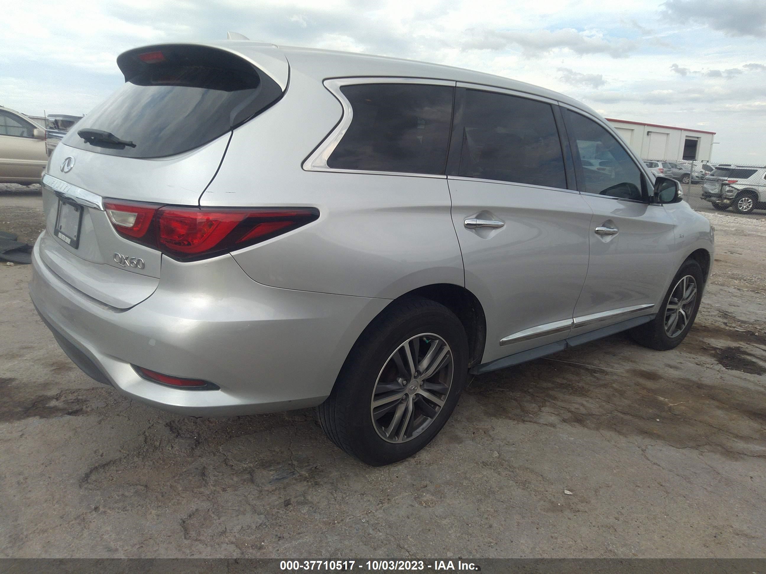 Photo 3 VIN: 5N1DL0MN1JC502011 - INFINITI QX60 