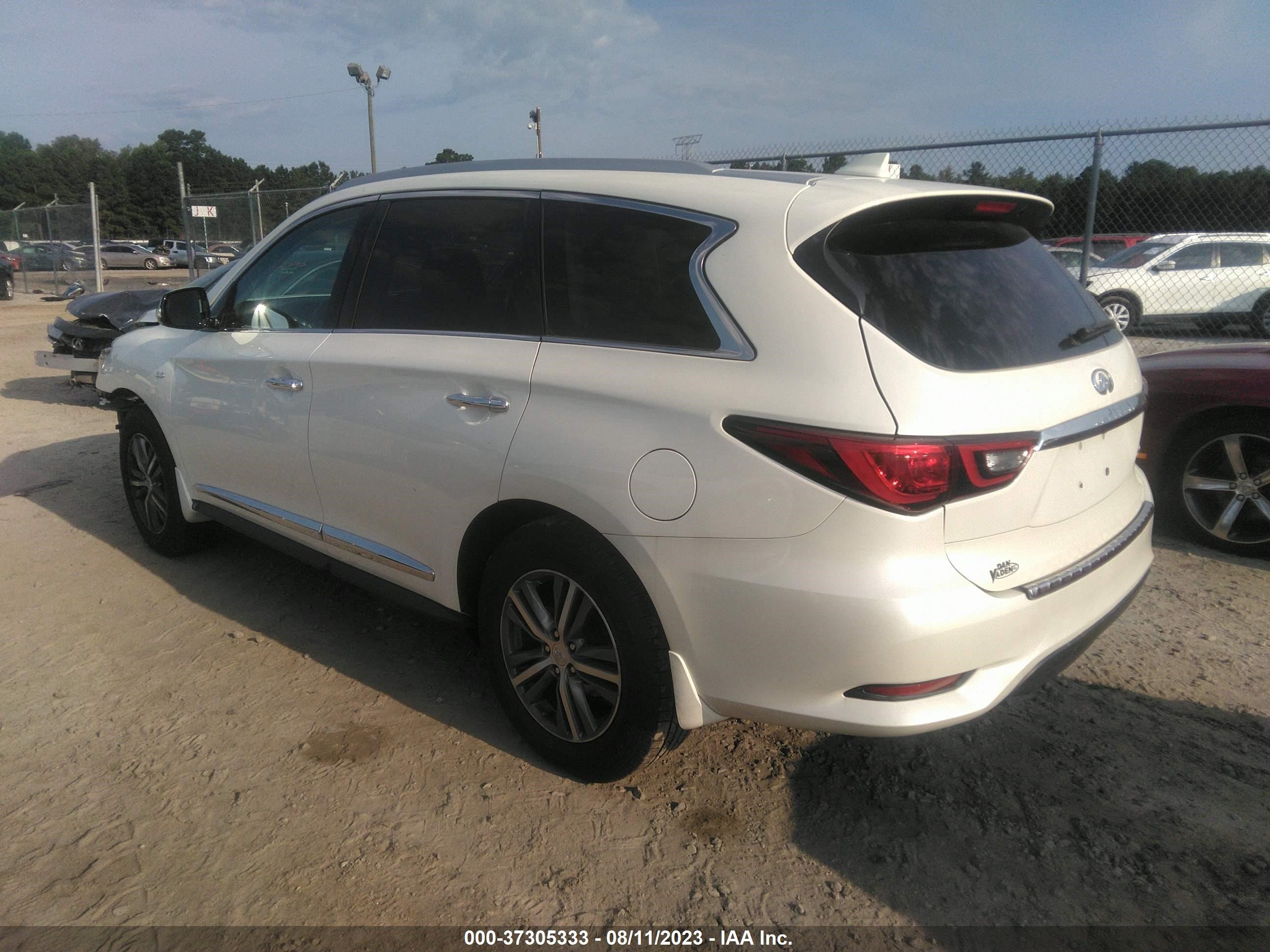 Photo 2 VIN: 5N1DL0MN1LC505428 - INFINITI QX60 