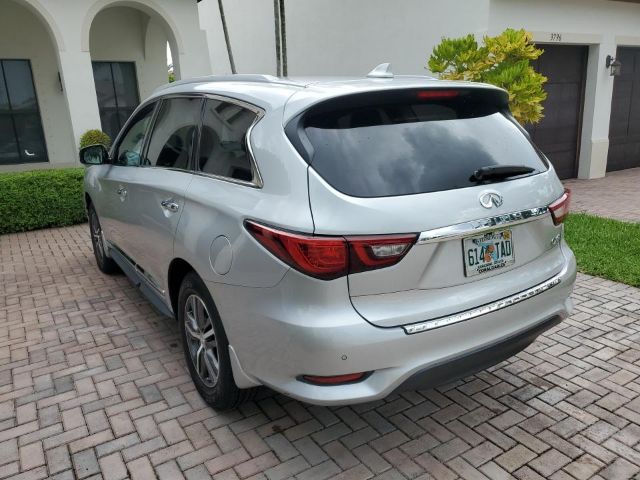 Photo 2 VIN: 5N1DL0MN3KC527722 - INFINITI QX60 