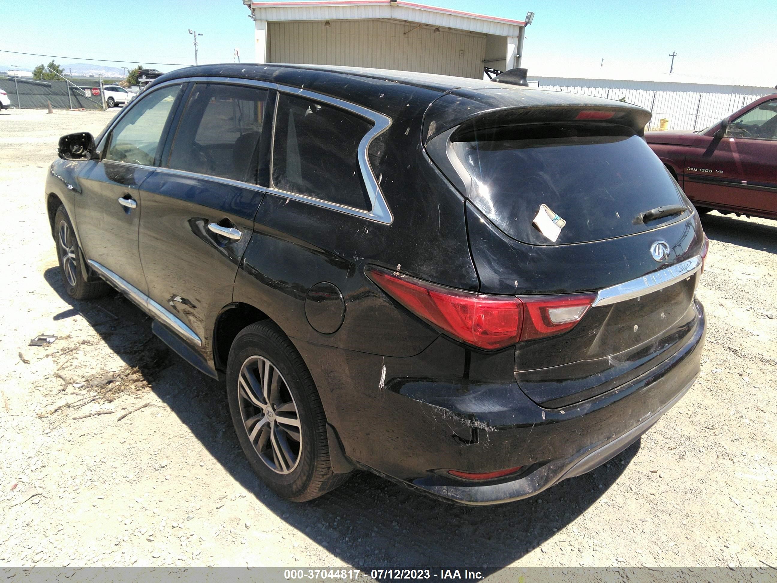 Photo 2 VIN: 5N1DL0MN6KC556079 - INFINITI QX60 