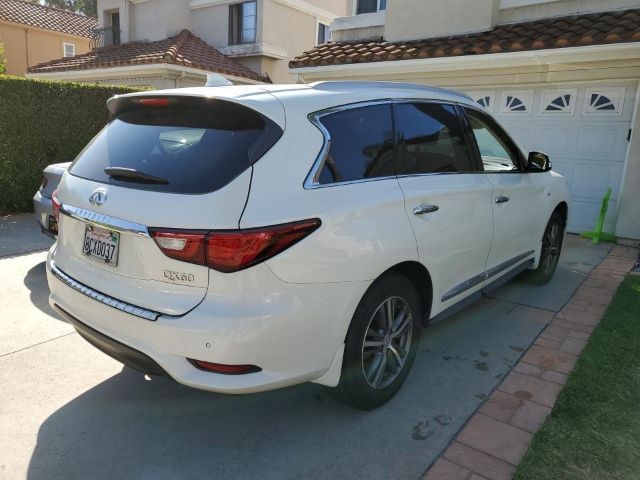 Photo 3 VIN: 5N1DL0MN7JC507097 - INFINITI QX60 