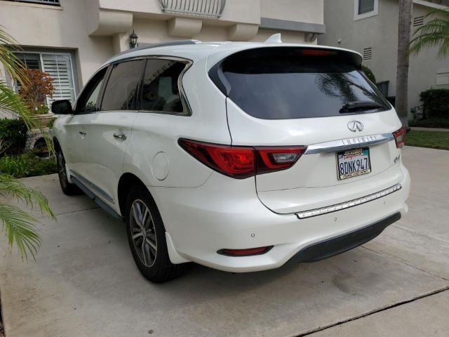 Photo 2 VIN: 5N1DL0MN8JC522479 - INFINITI QX60 