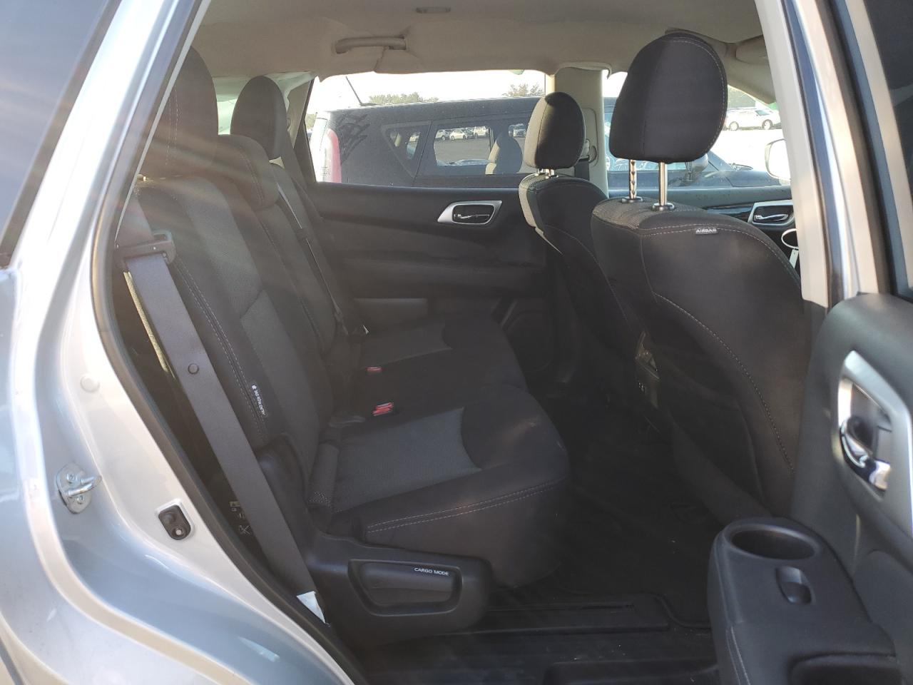 Photo 9 VIN: 5N1DR2AM8LC588748 - NISSAN PATHFINDER 