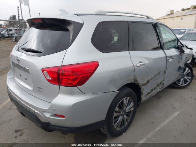 Photo 3 VIN: 5N1DR2CM9LC584480 - NISSAN PATHFINDER 