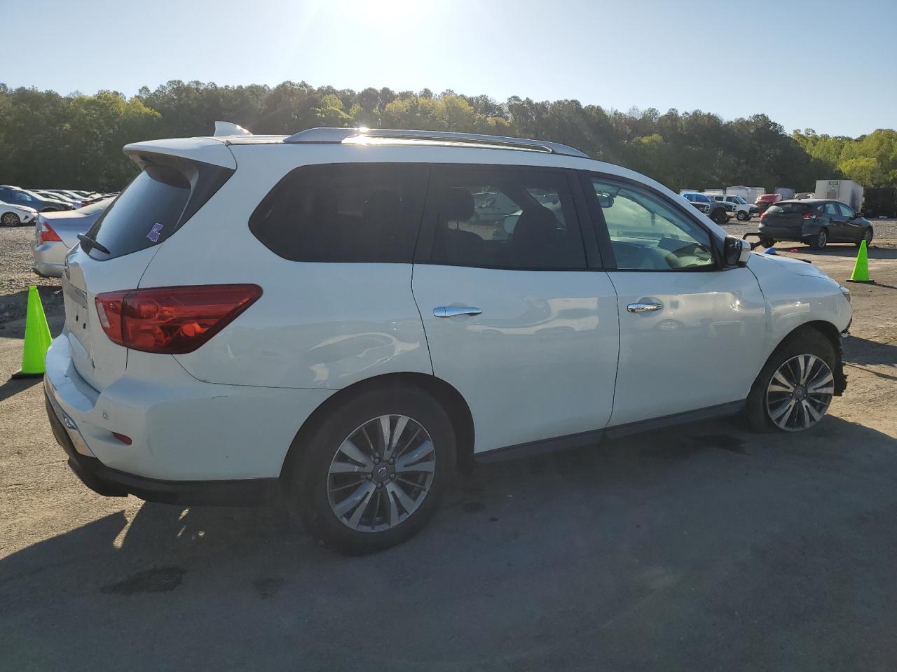 Photo 2 VIN: 5N1DR2CN4LC595007 - NISSAN PATHFINDER 