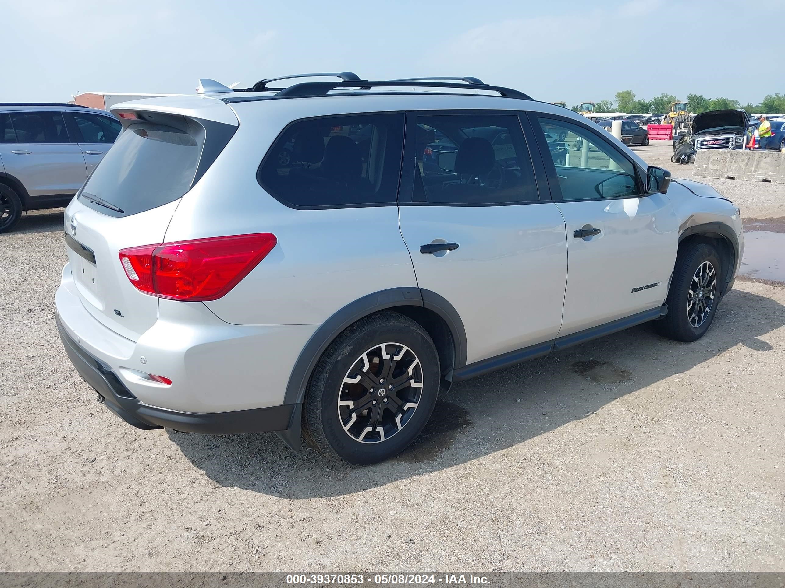 Photo 3 VIN: 5N1DR2CN6LC605570 - NISSAN PATHFINDER 