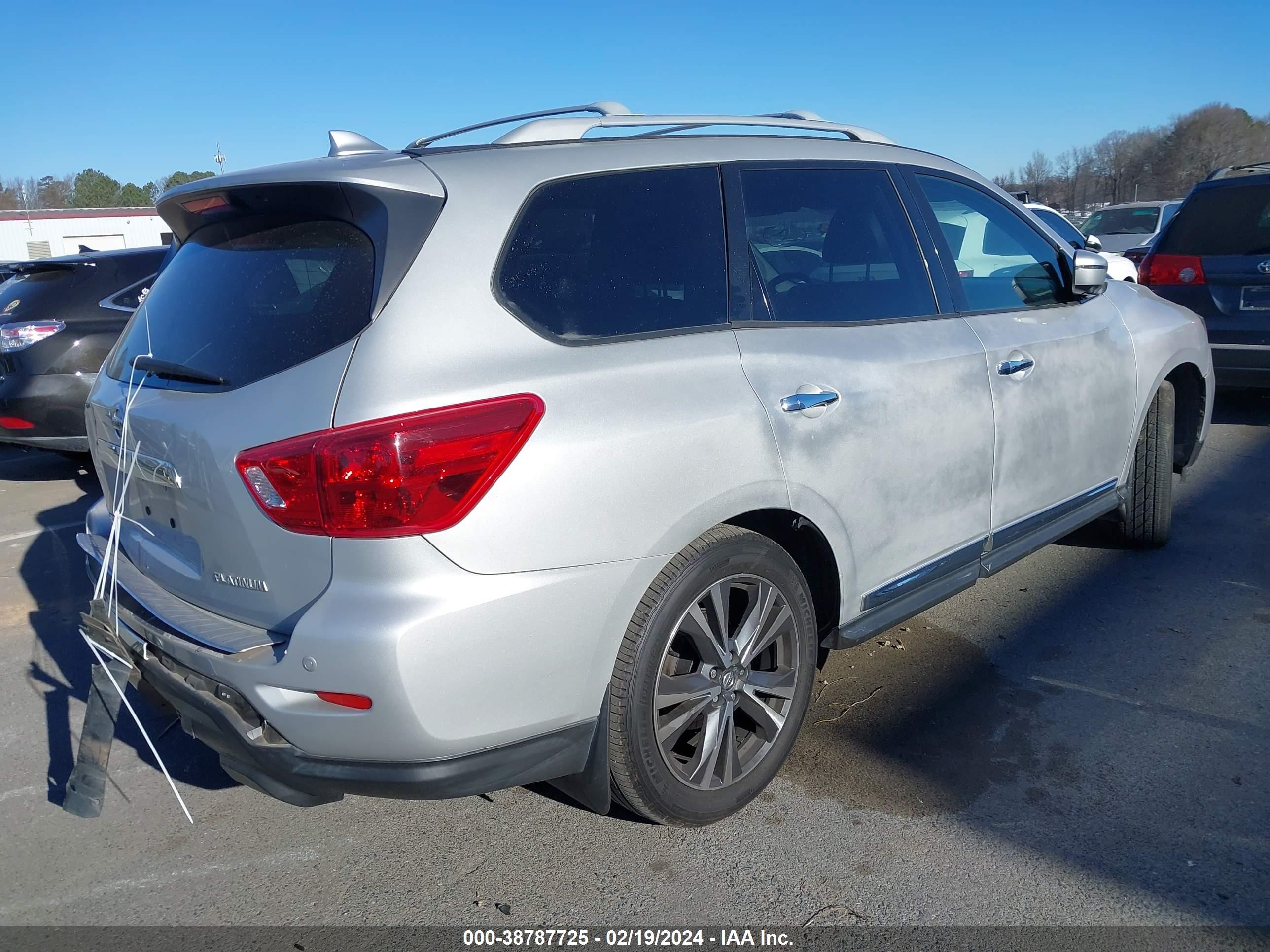 Photo 3 VIN: 5N1DR2DN9LC636892 - NISSAN PATHFINDER 