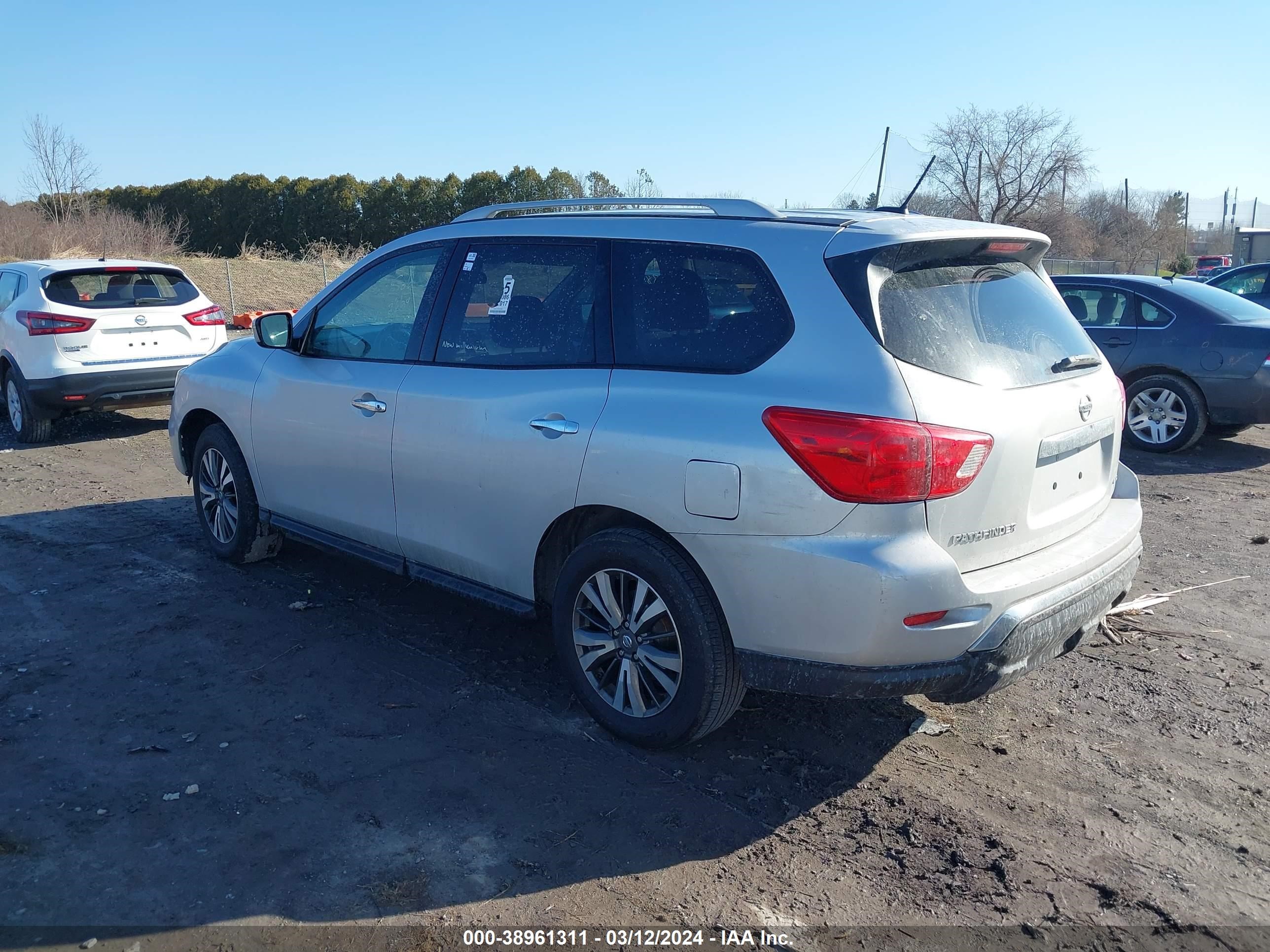 Photo 2 VIN: 5N1DR2MM2HC678531 - NISSAN PATHFINDER 